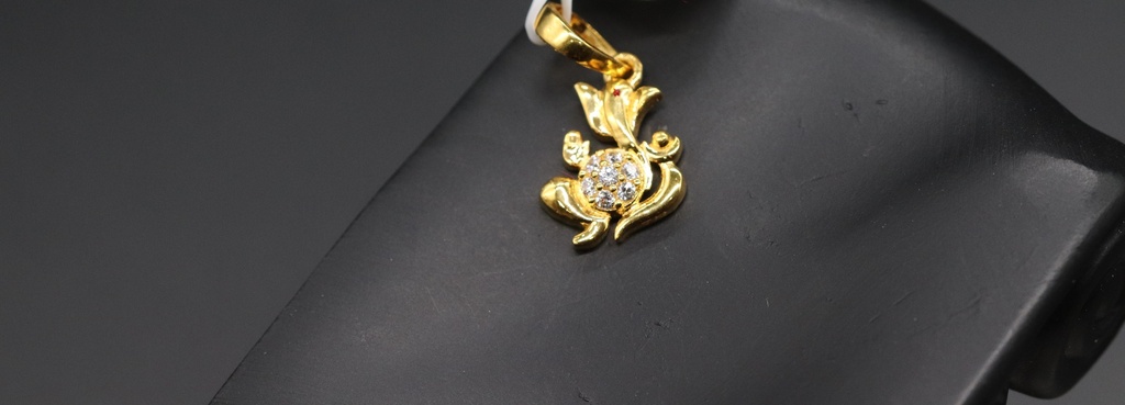 22k Pendant