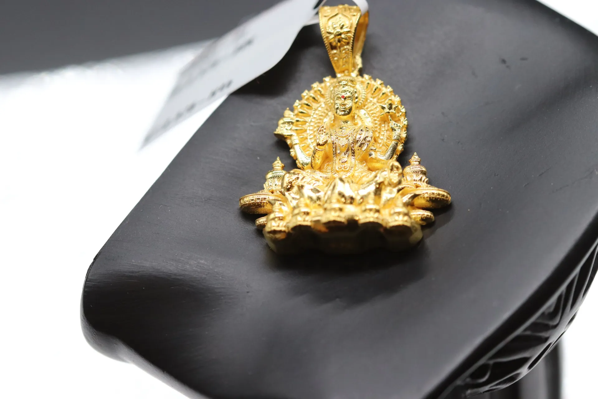 22k Pendant