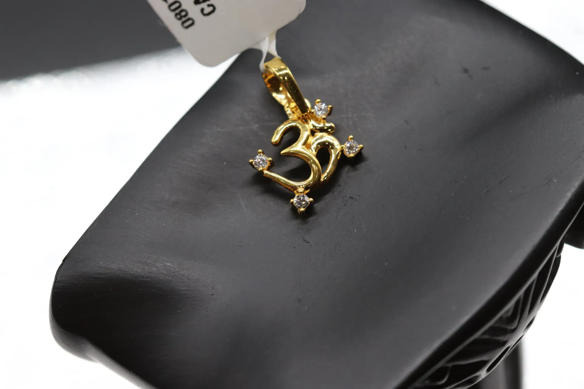 22k Pendant