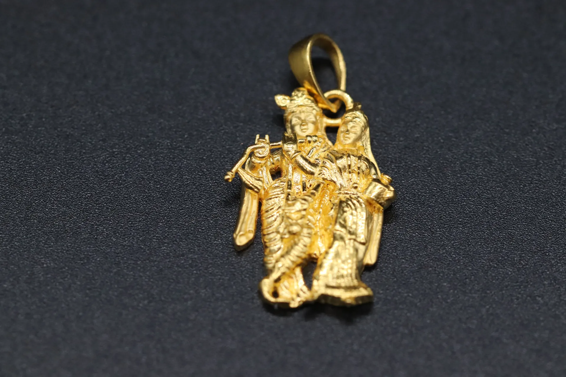 22k Pendant