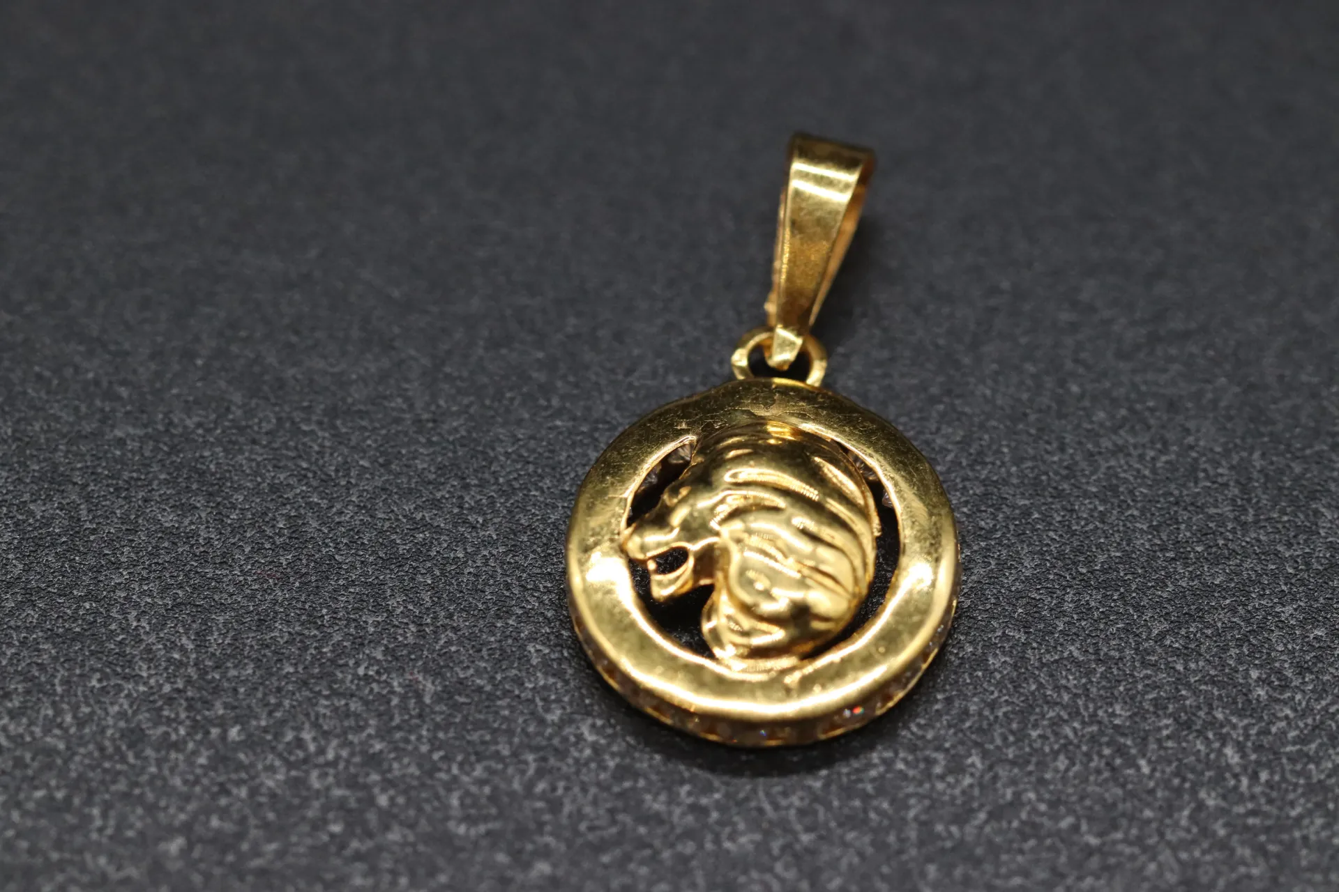 [11131] 22k Pendant