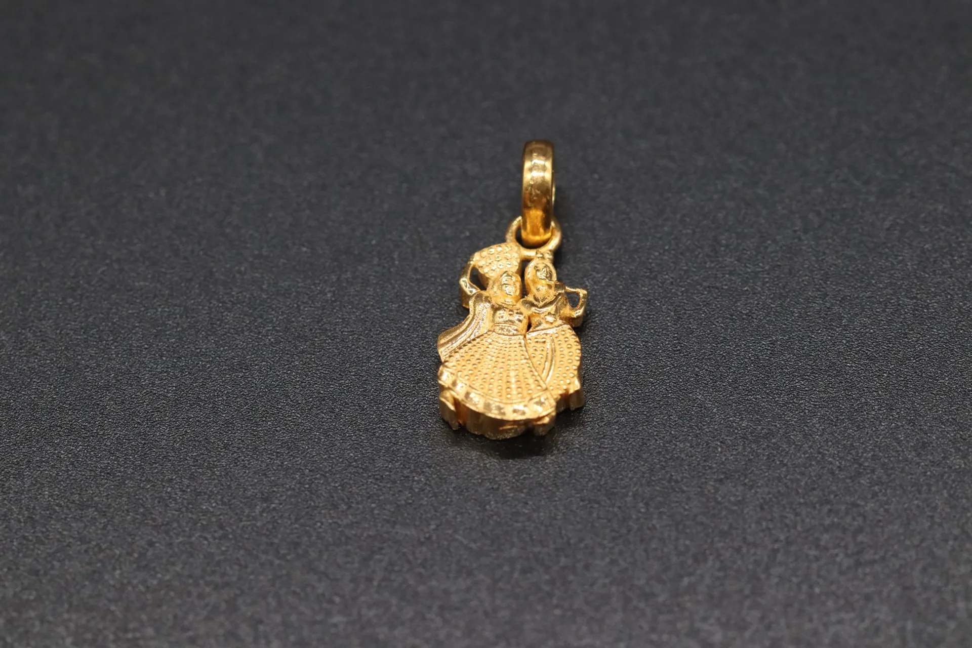 22k Pendant