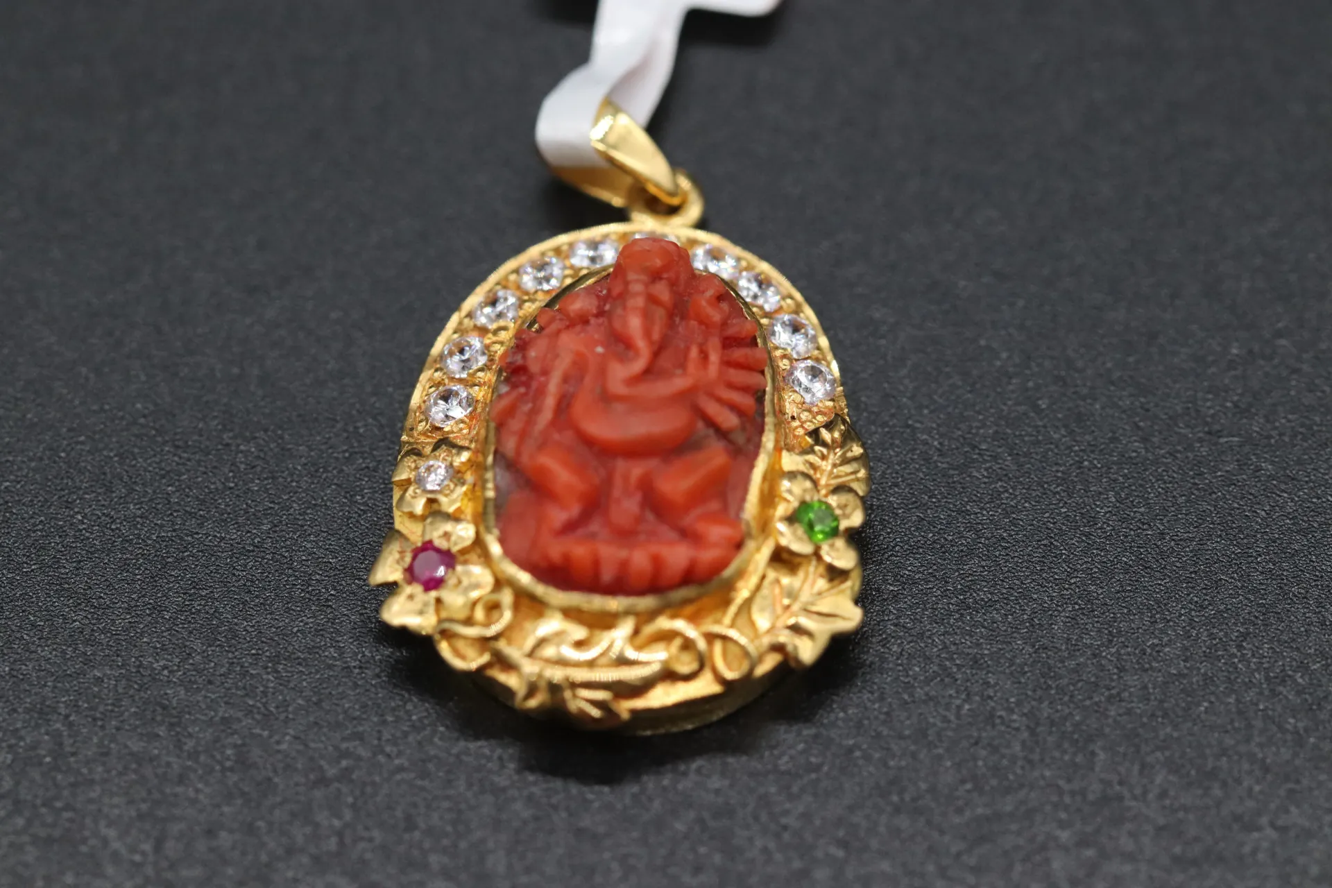 22k Pendant