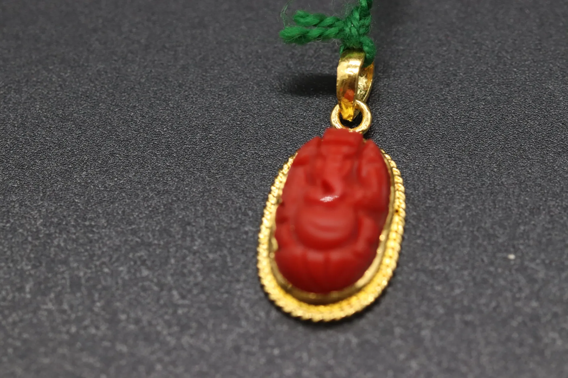 22k Pendant