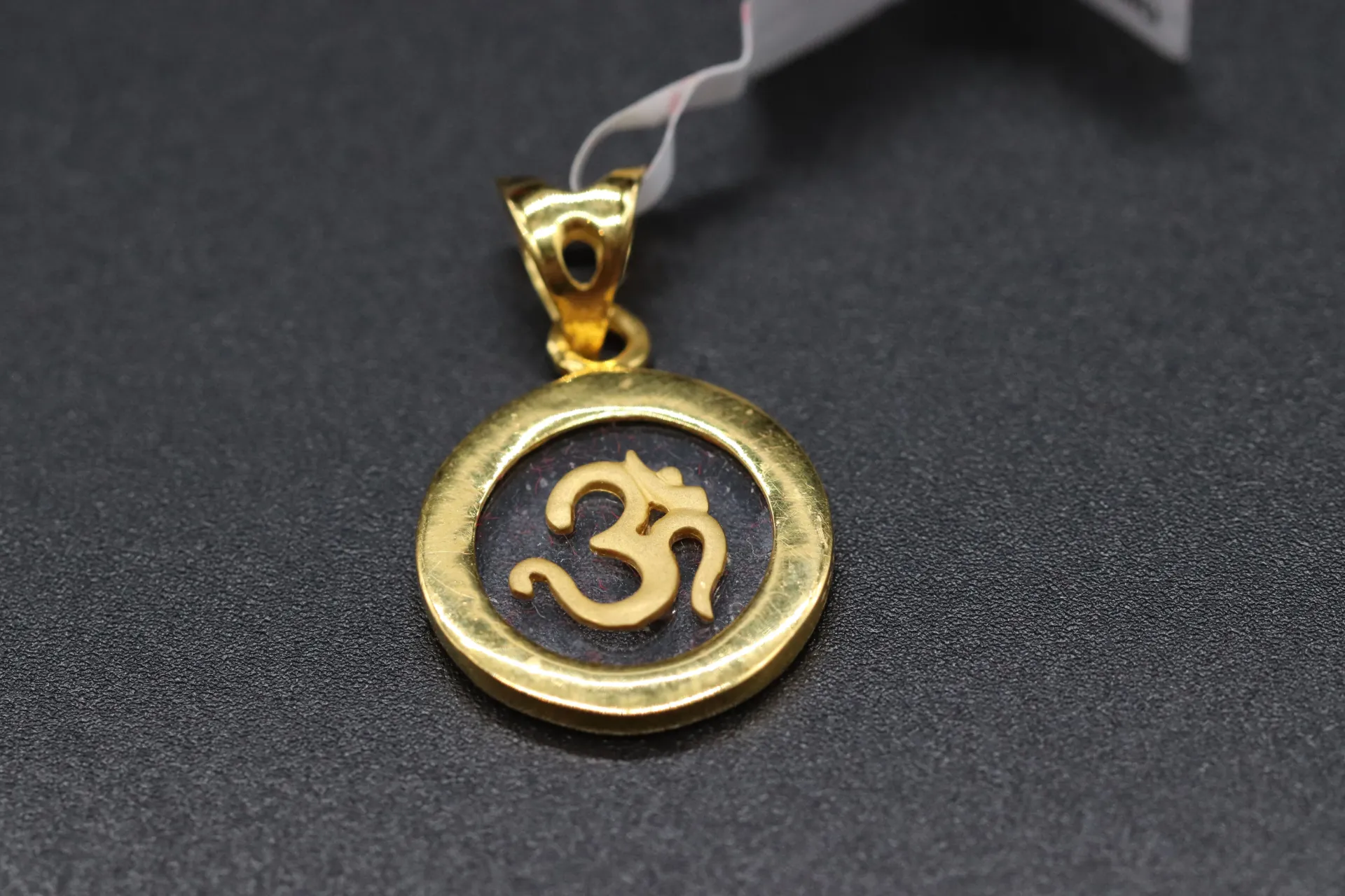 22k Pendant