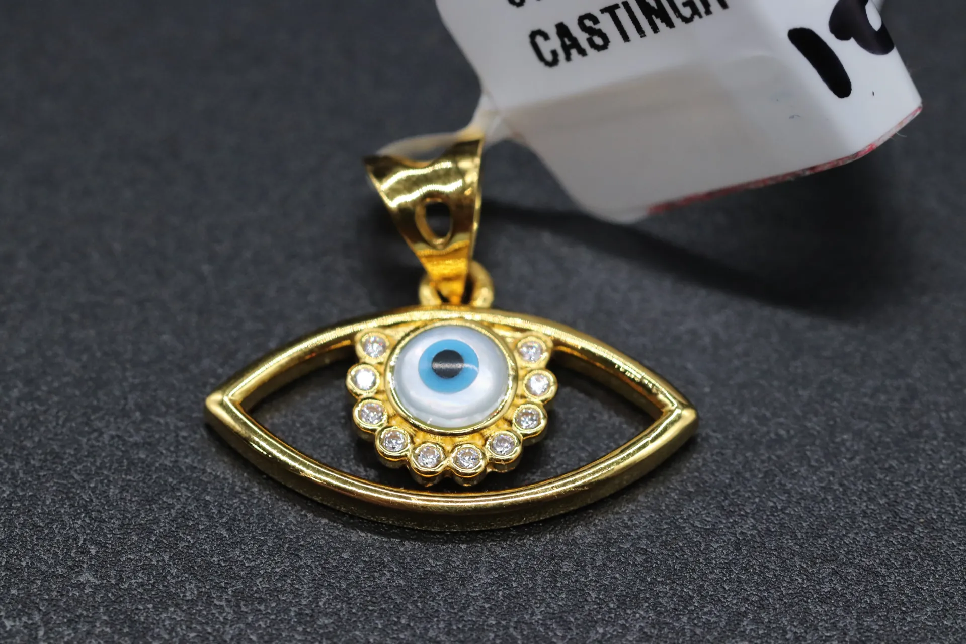 22k Pendant