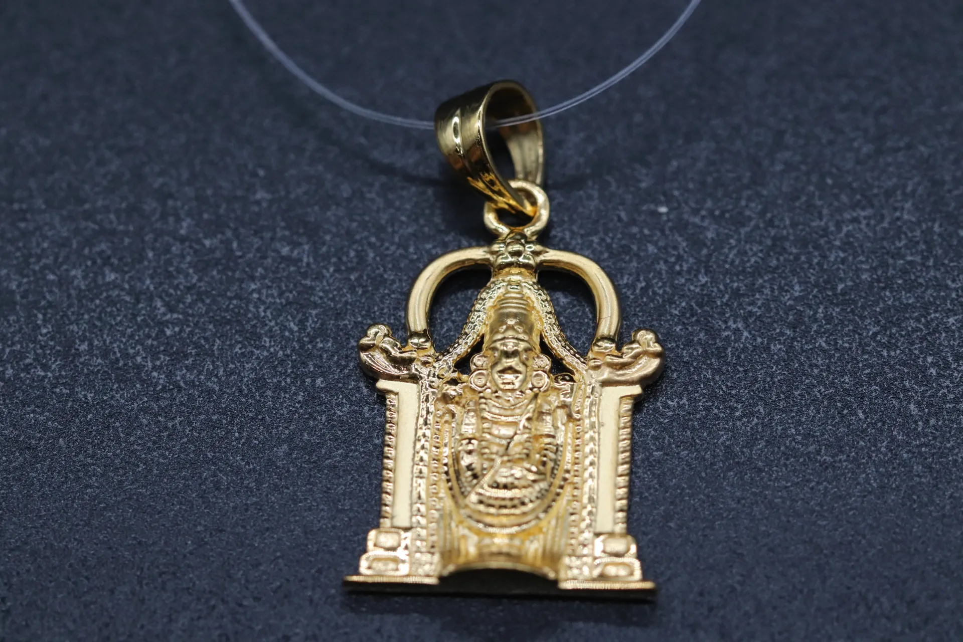 22k Pendant