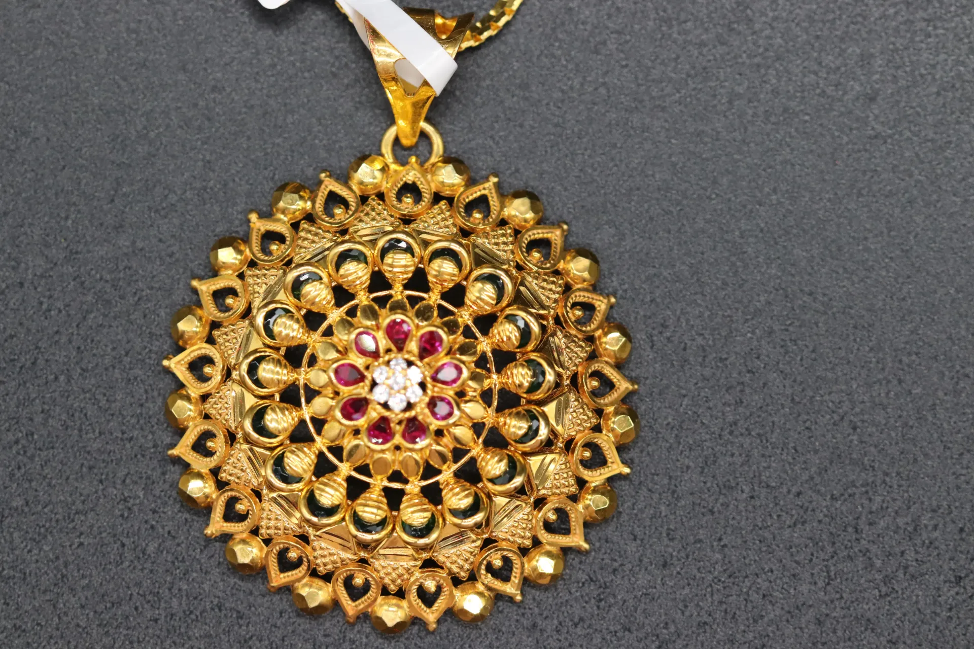 22k Pendant