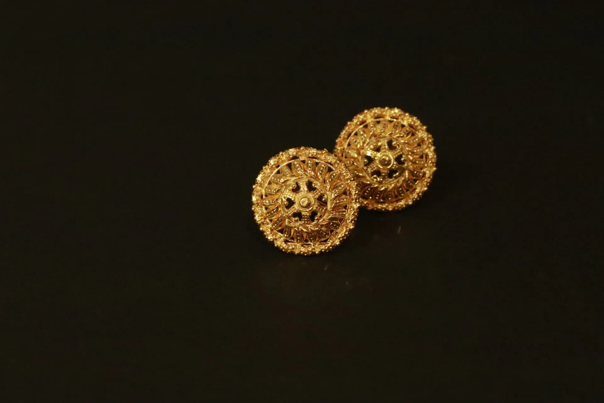[10188] 24k Stud Earrings