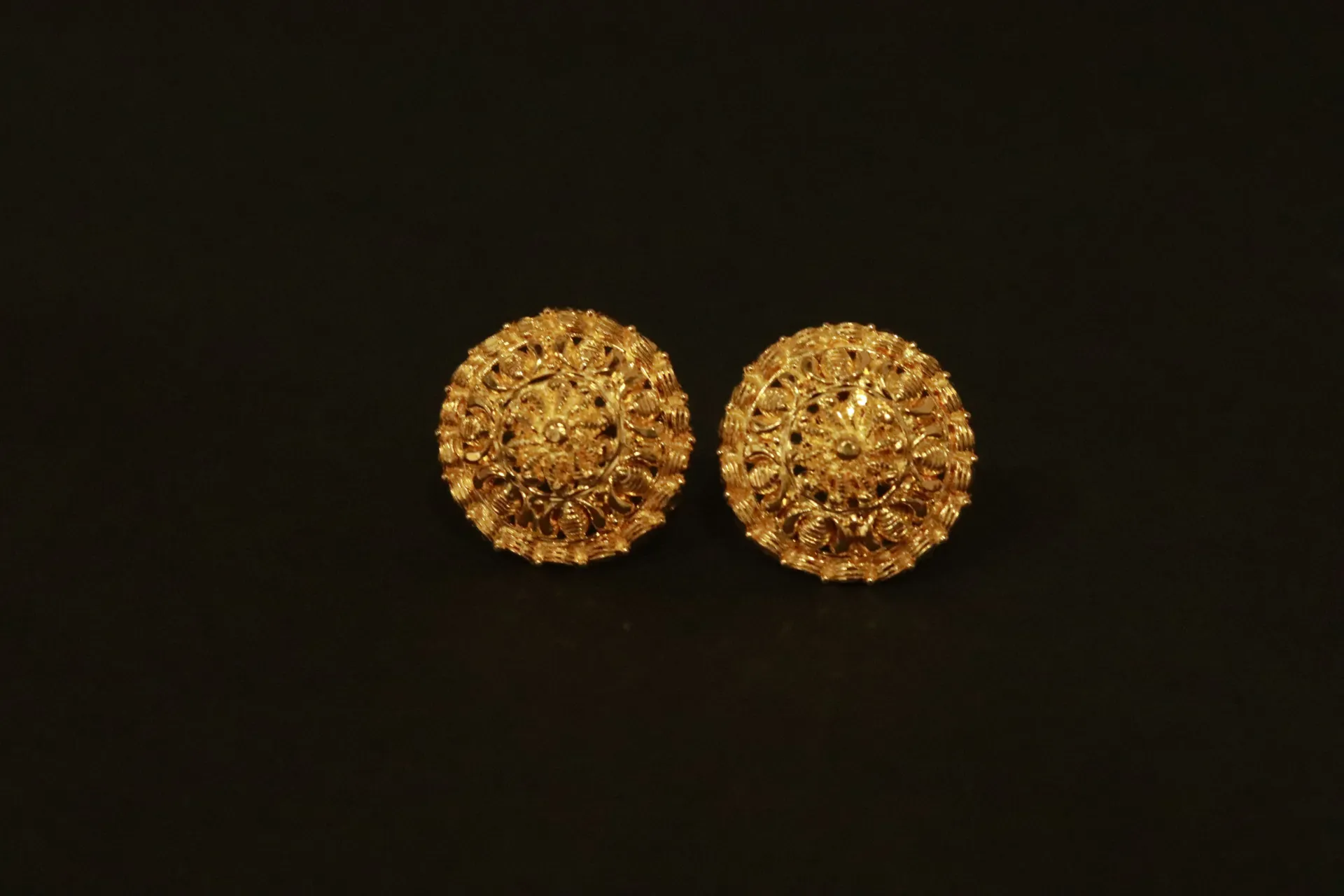 [10195] 24k Stud Earrings