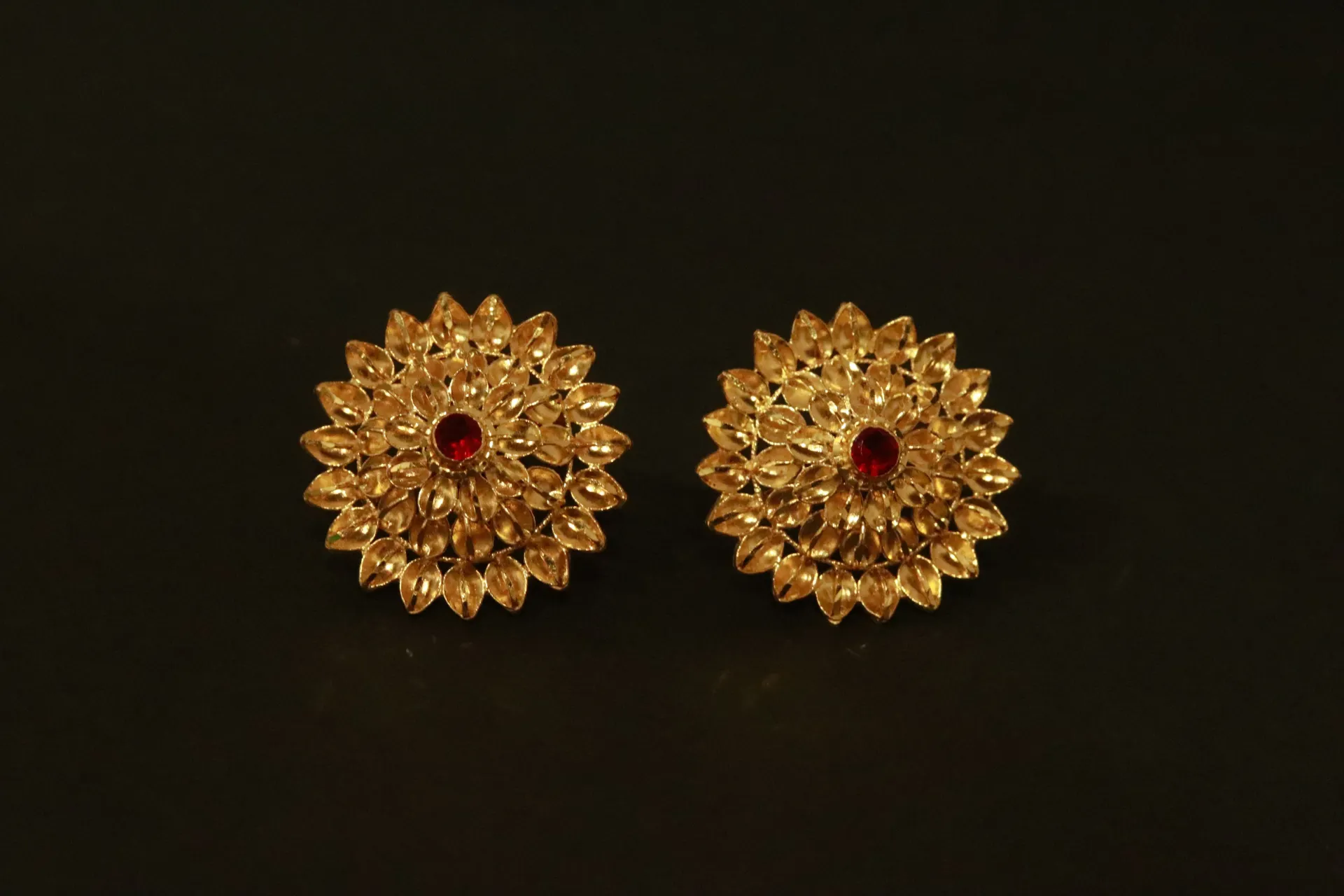 [10198] 24k Stud Earrings