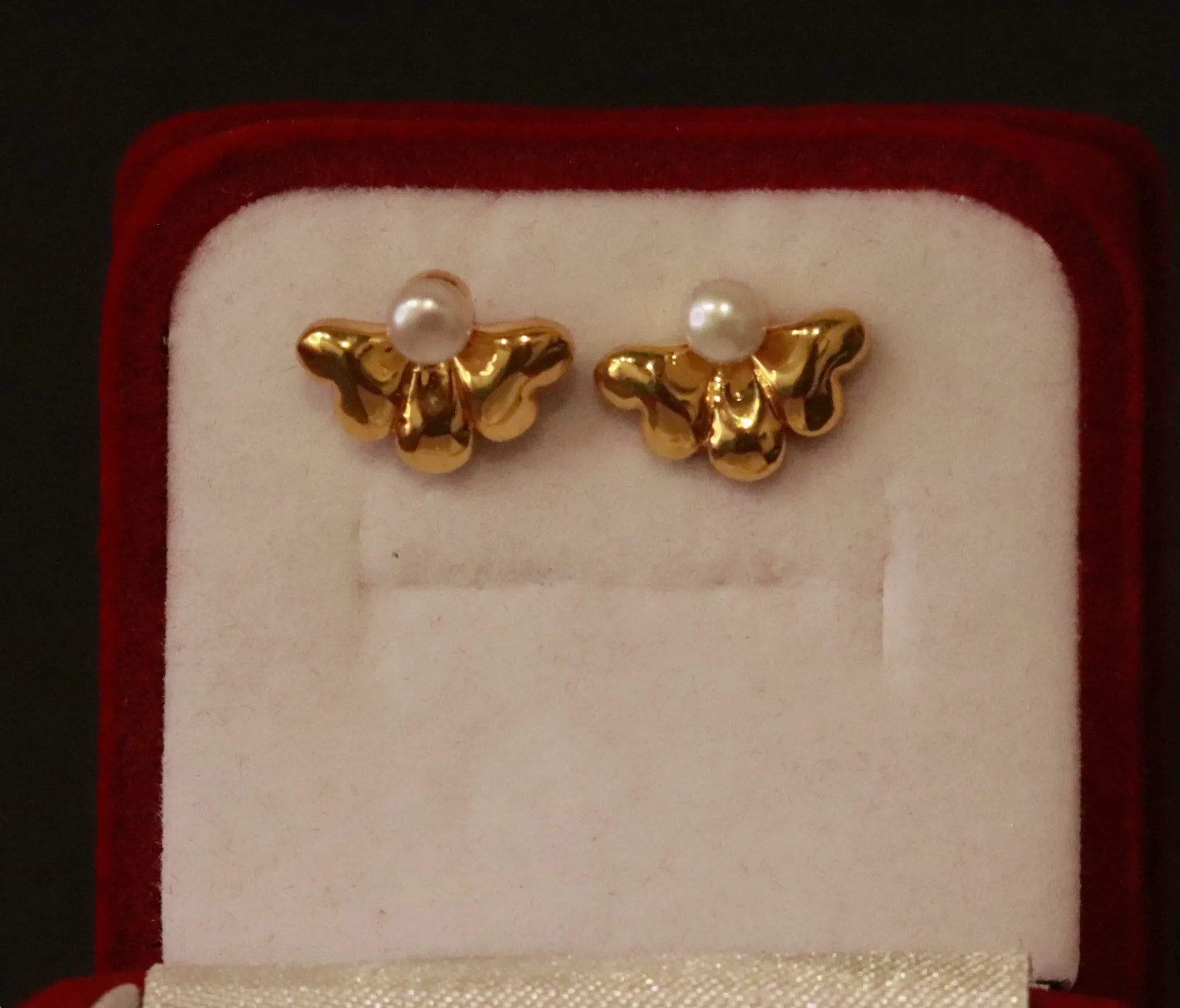 [10222] 22k Stud Earrings