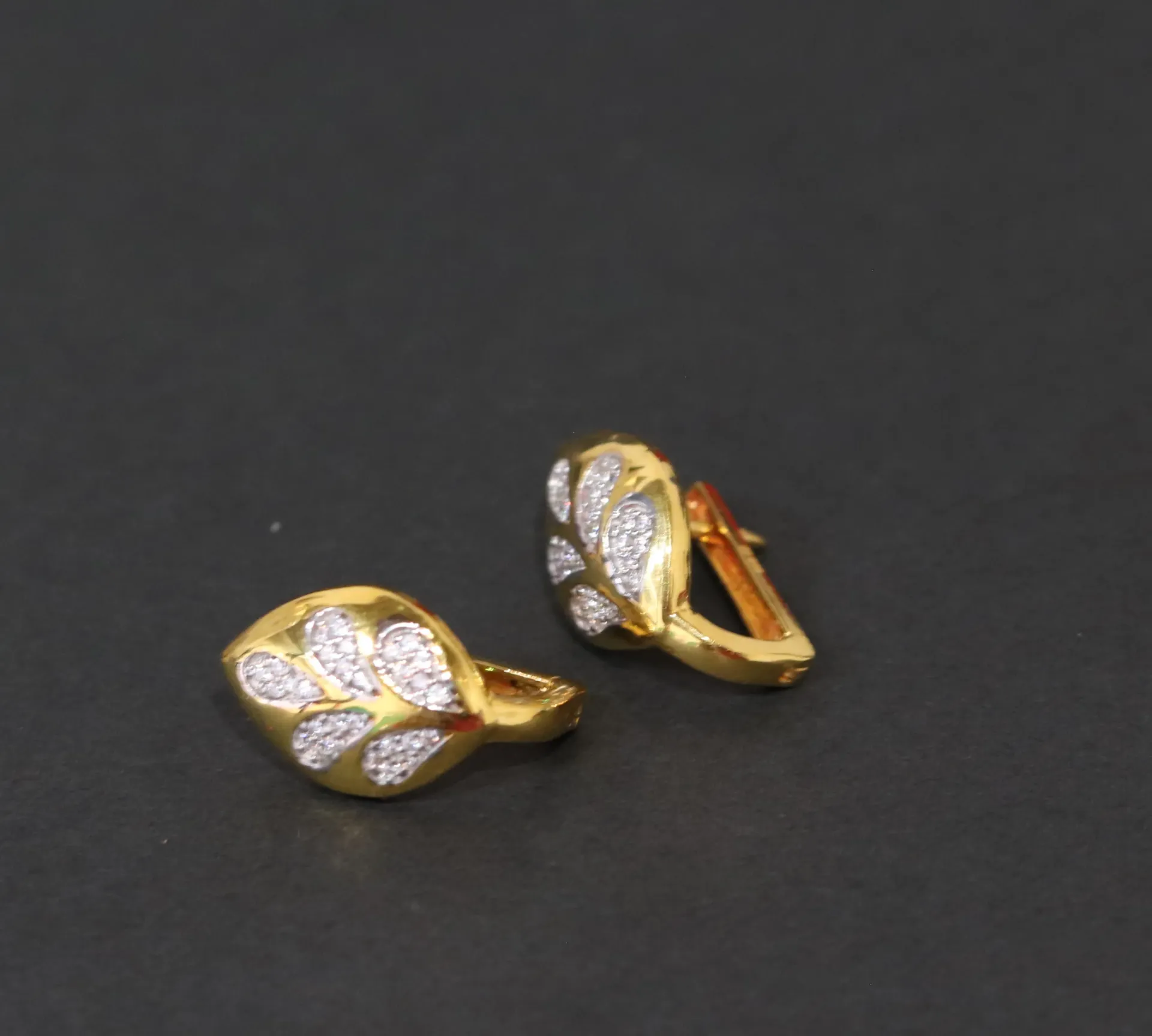 22k Stud Earrings