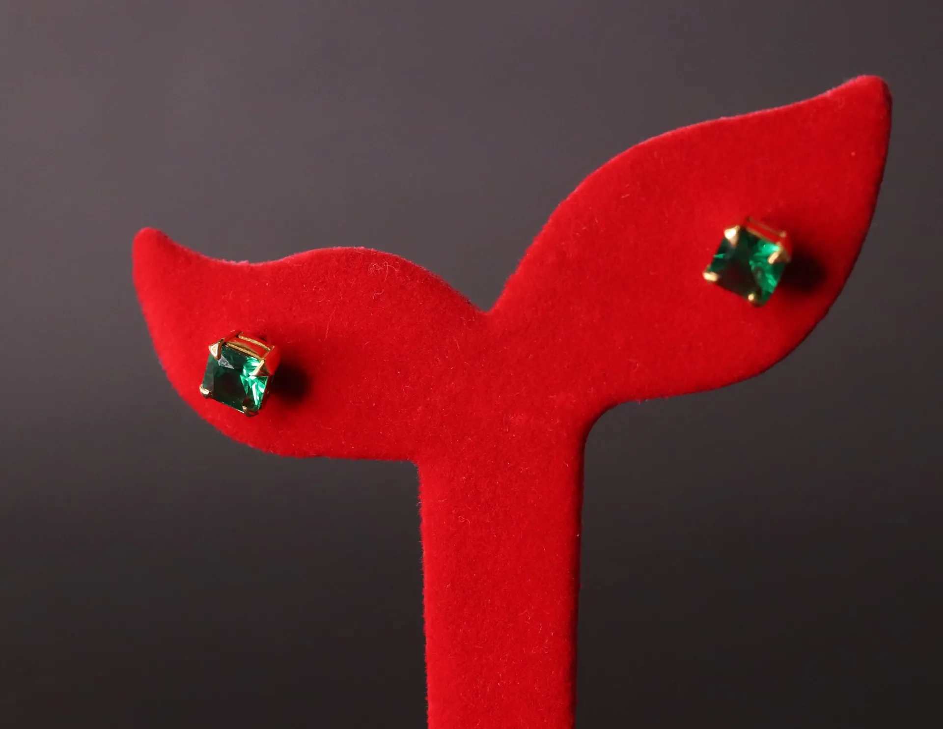 22k Stud Earrings