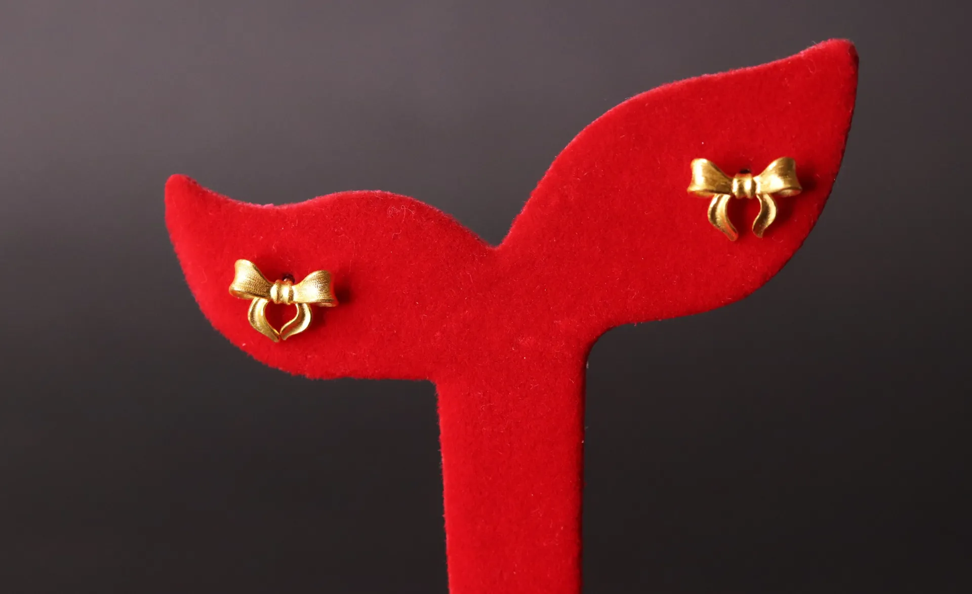 [10286] 24k Stud Earrings