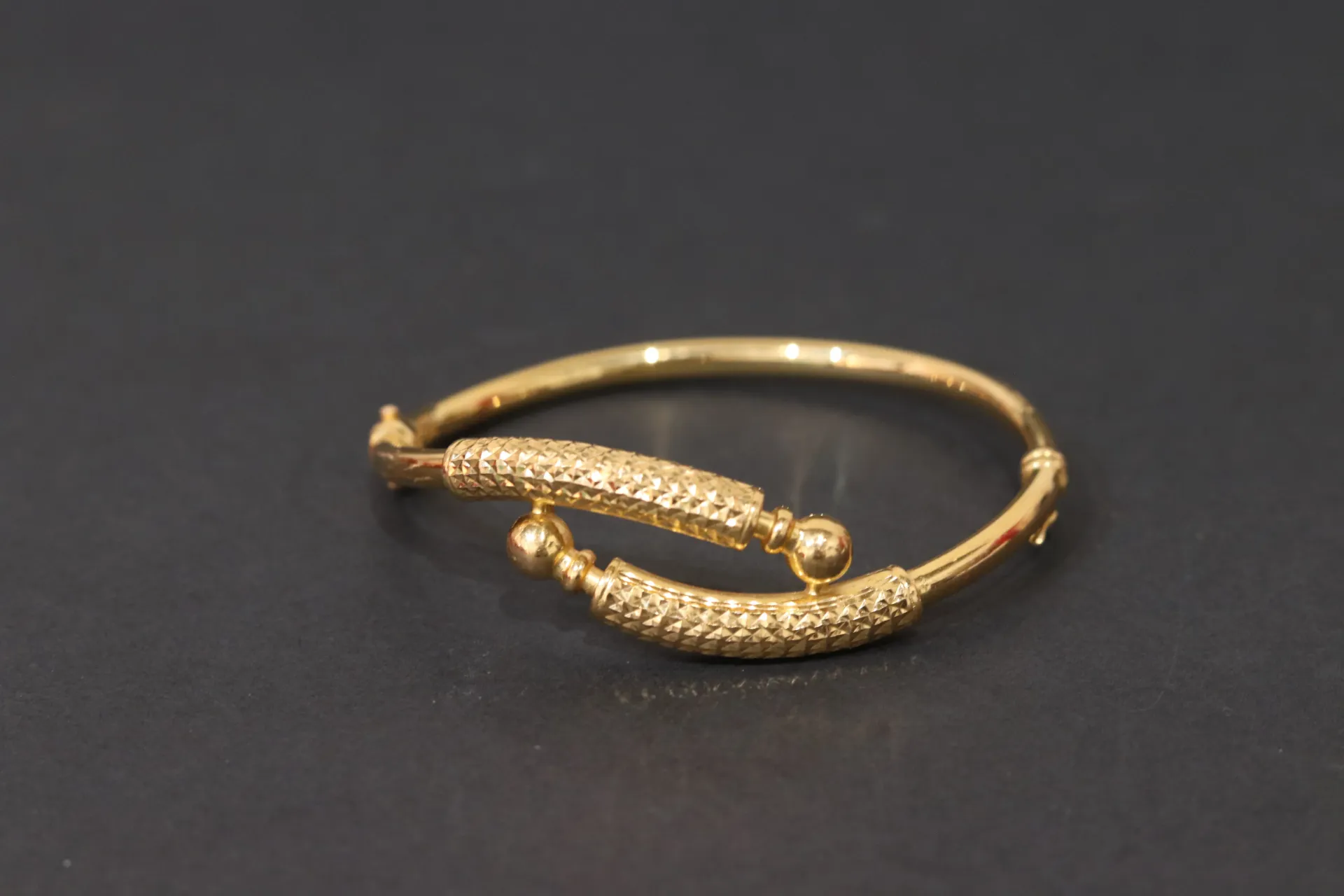22k Bangle