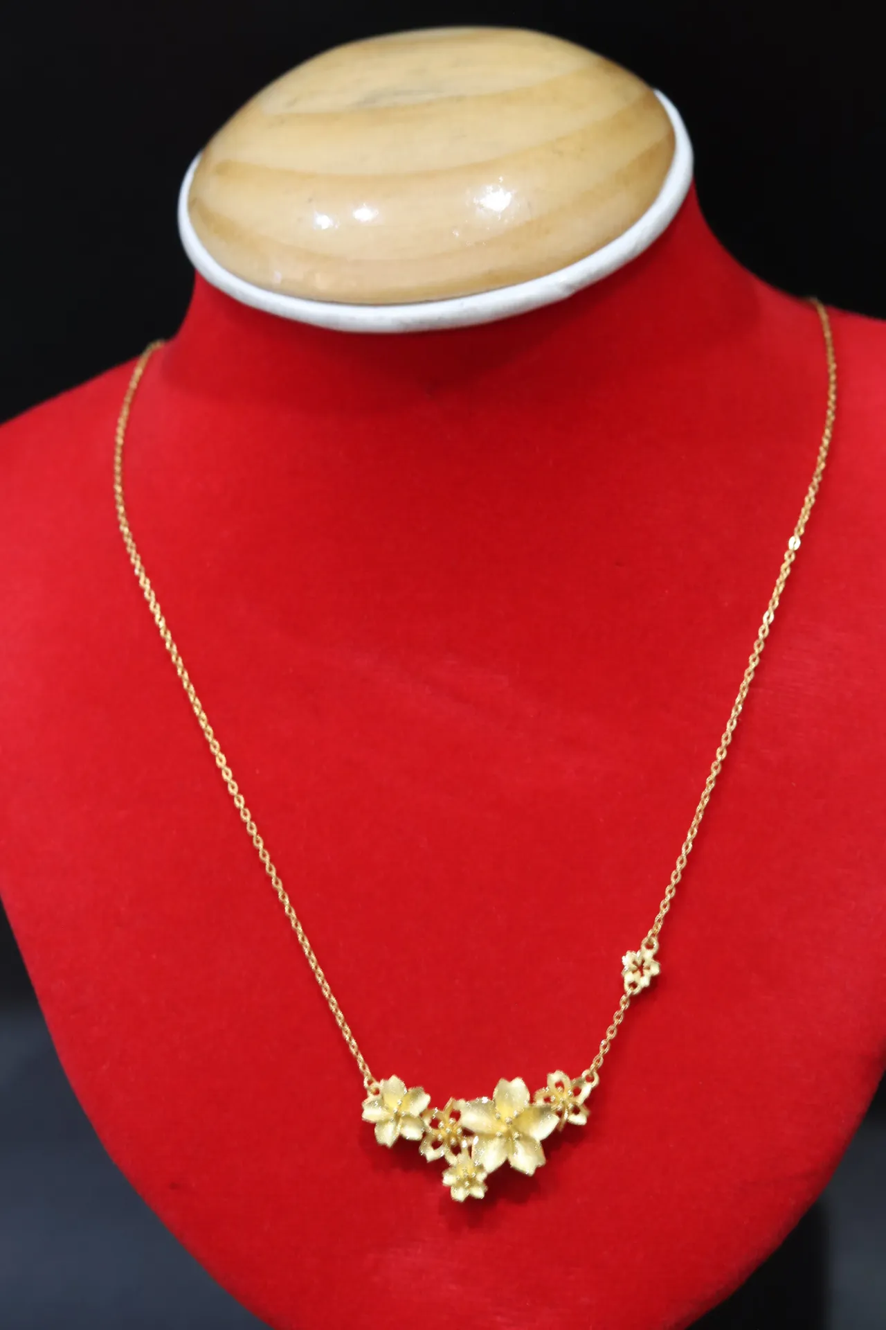 [10576] 24k Chain with Flower Pendant