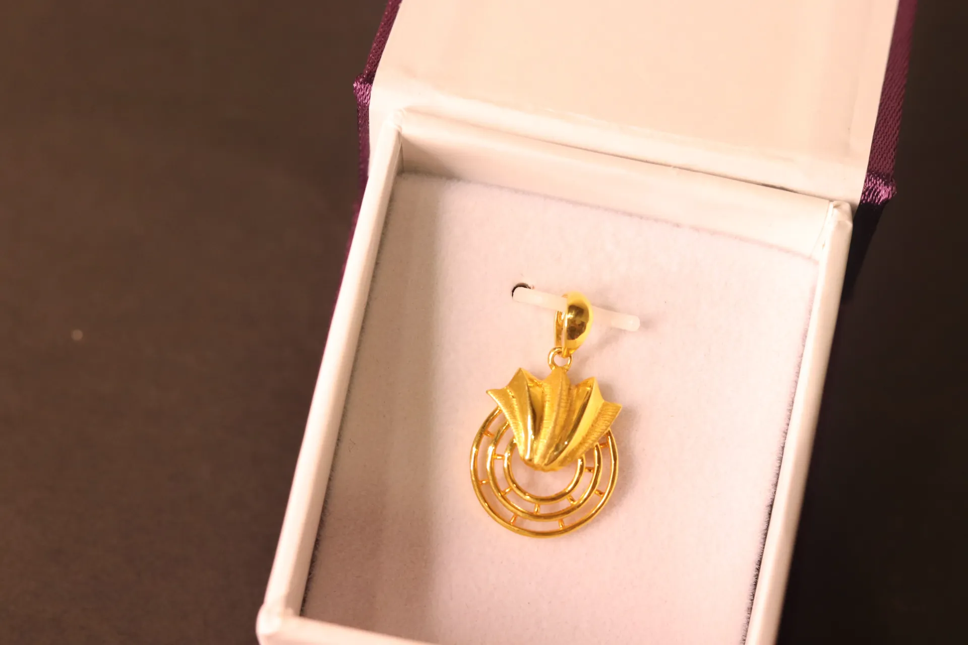 [10597] 22k Pendant