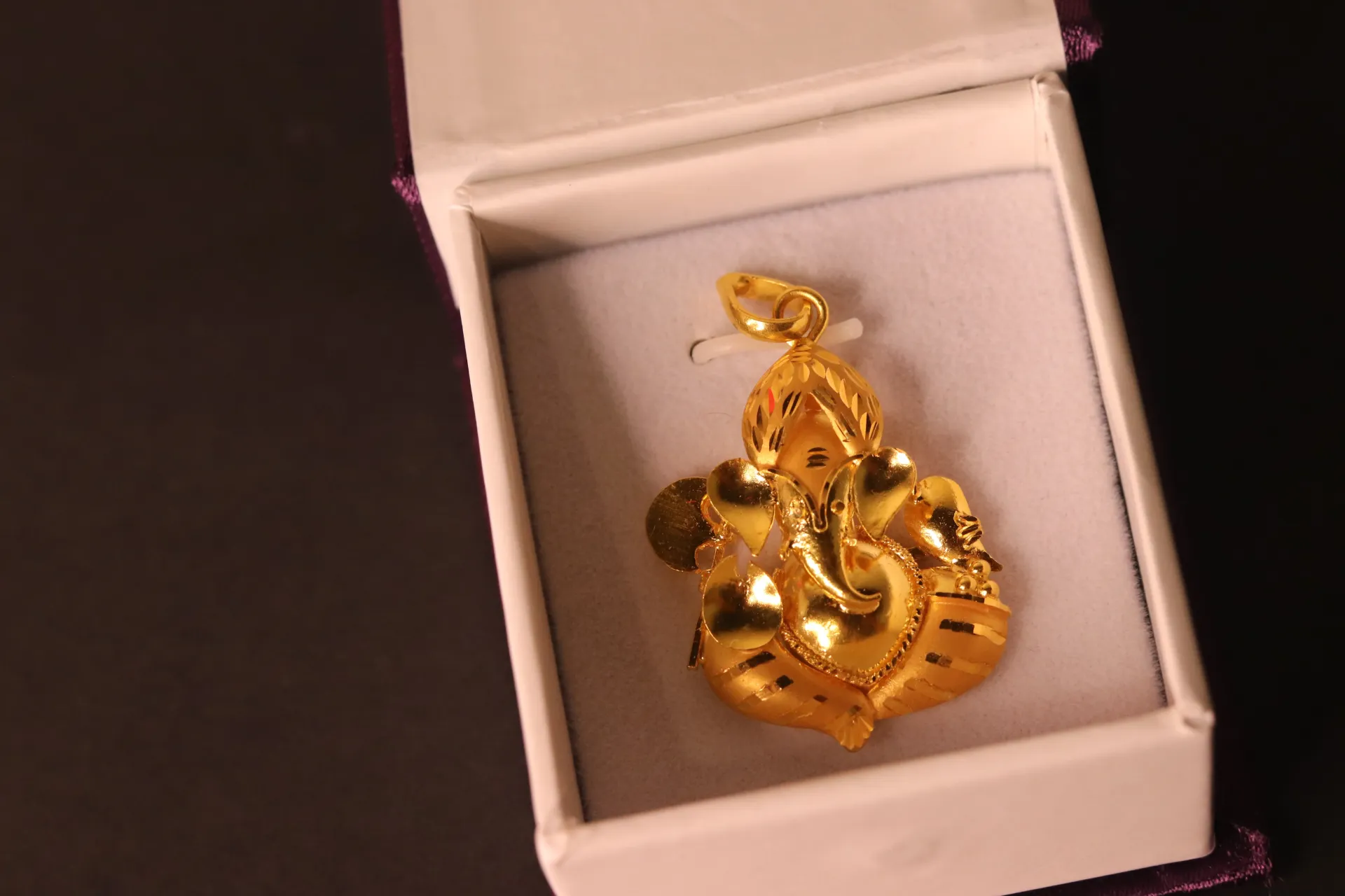 [10601] 22k Ganesh Ji Pendant