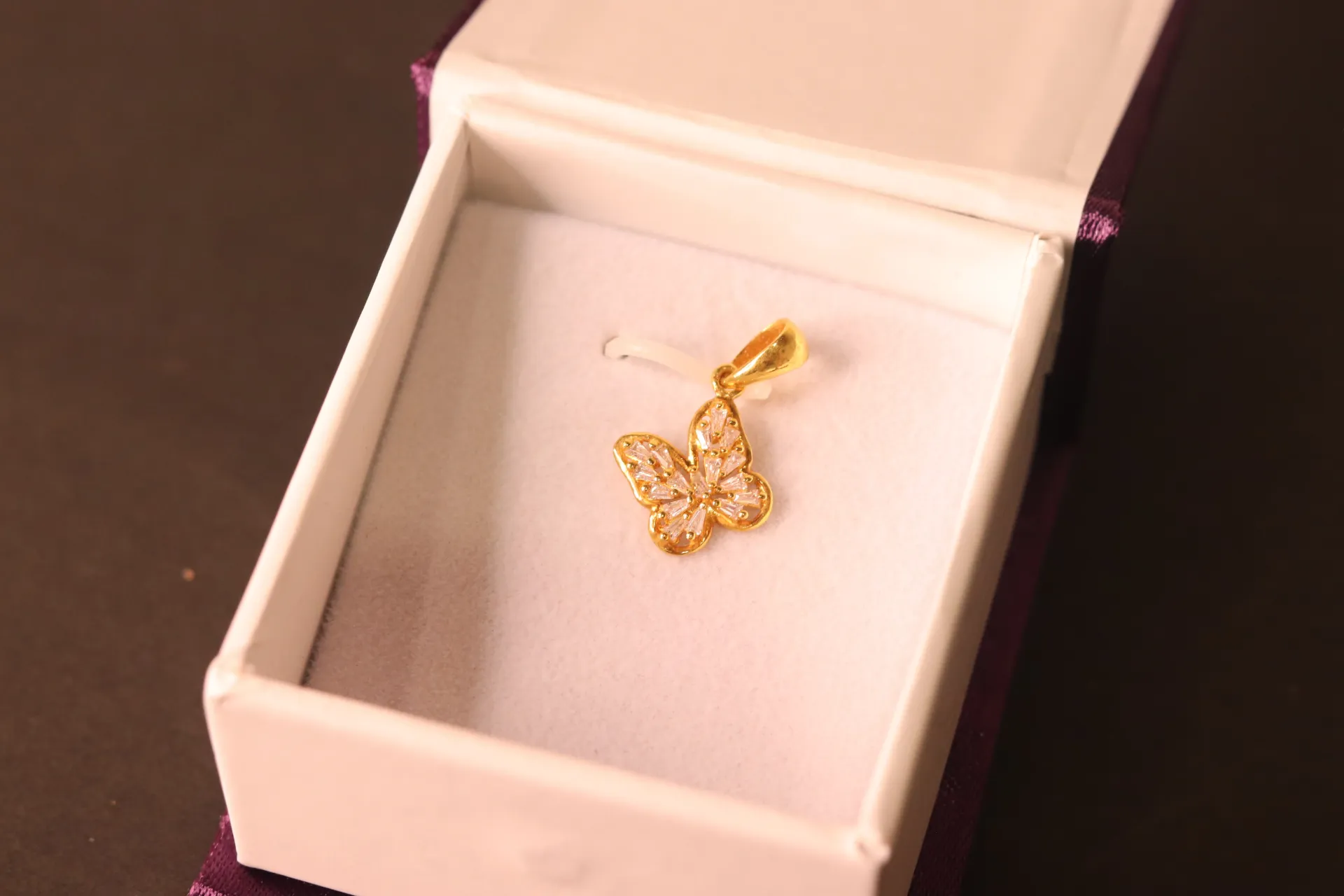 [10637] 22k Pendant
