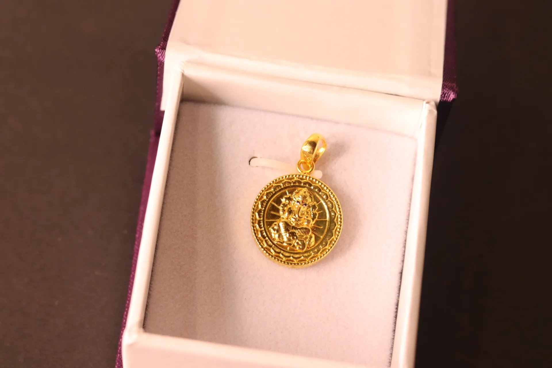 [10646] 22k Pendant