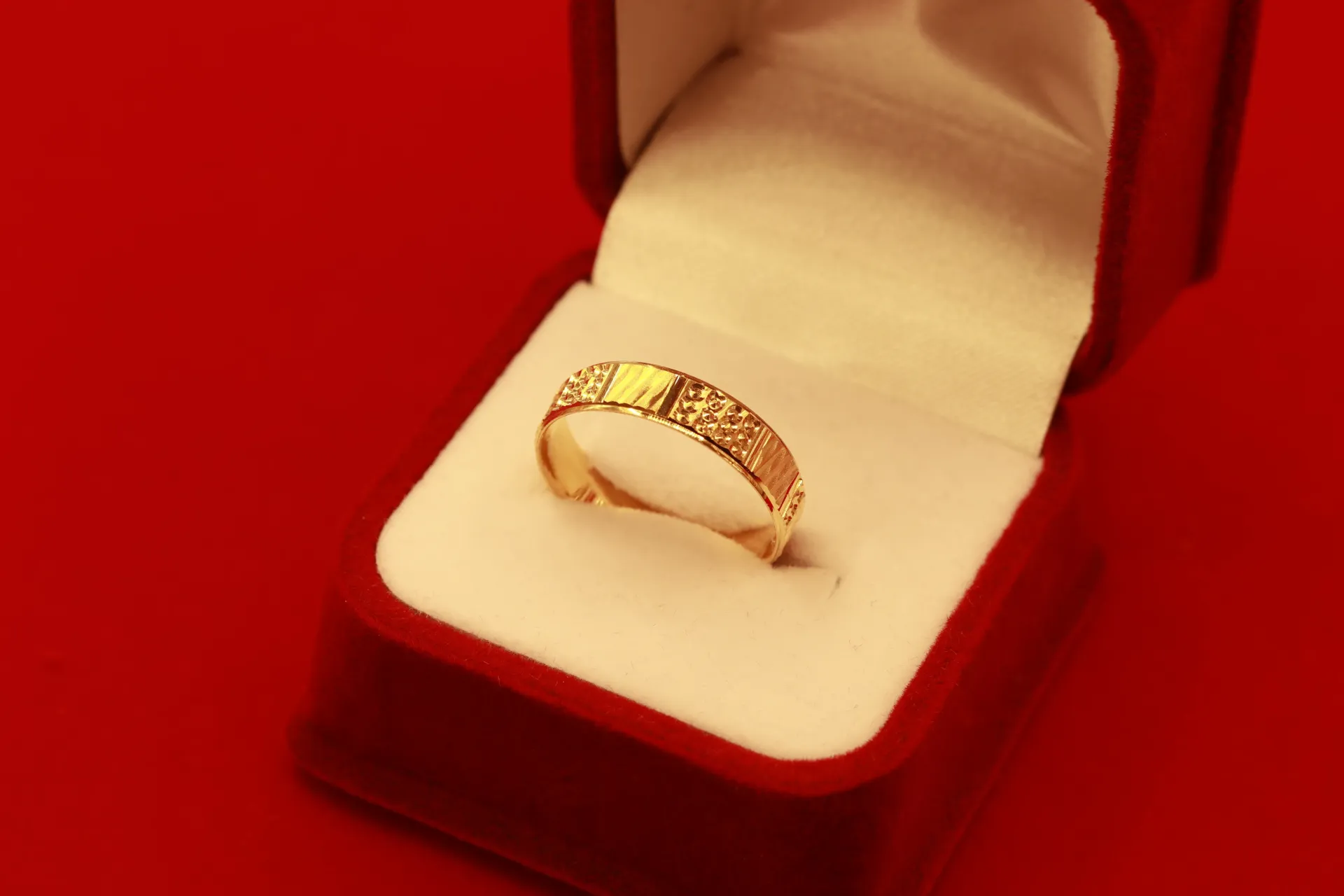 [10072] 22k Gold Band