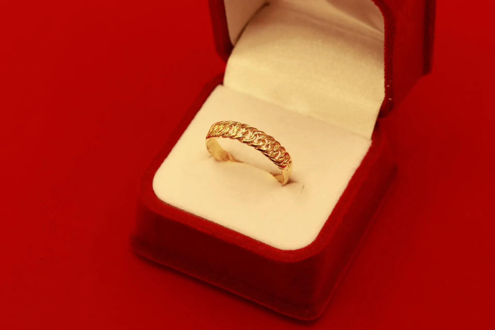 [10082] 22k Gold Band