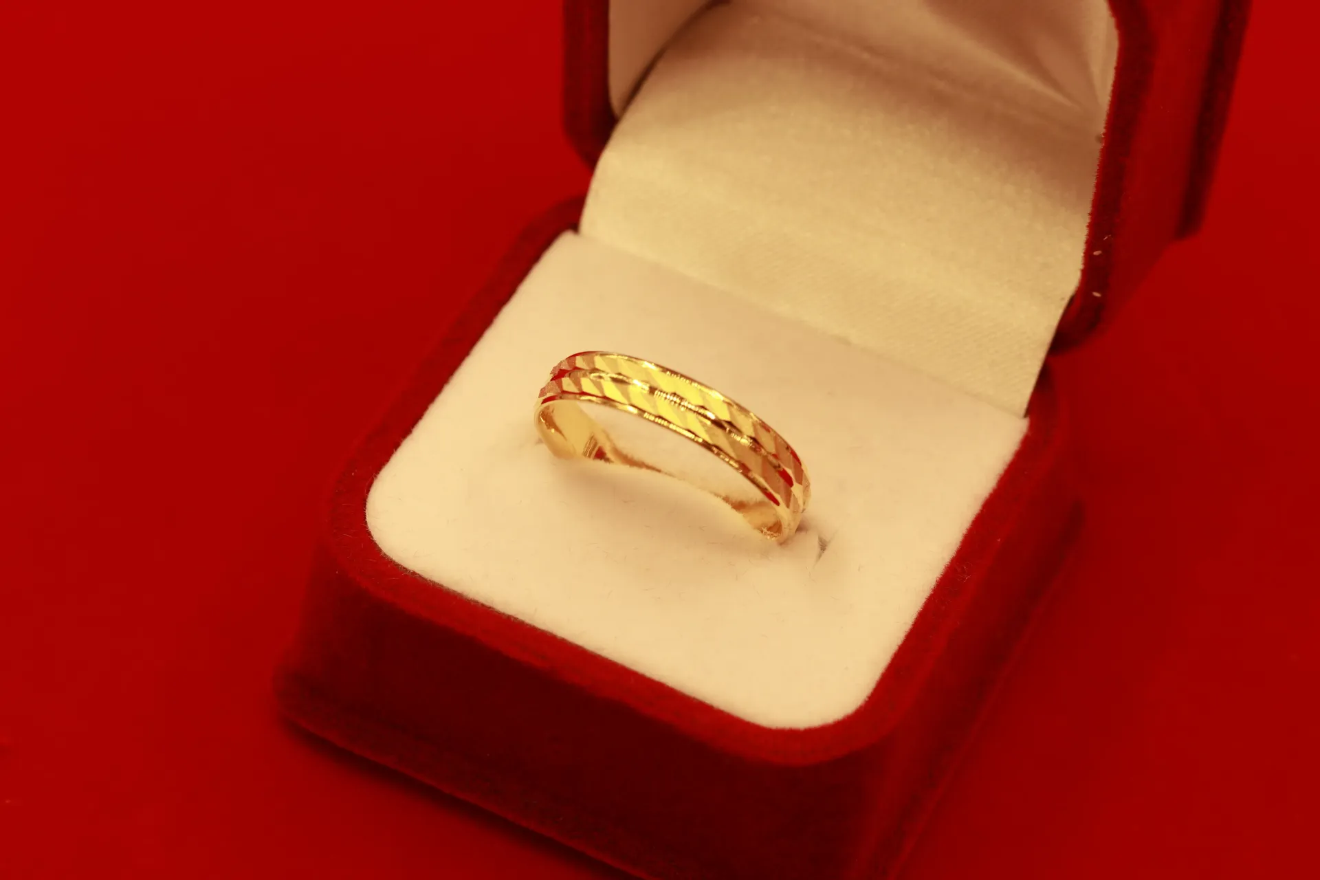 [10085] 22k Gold band