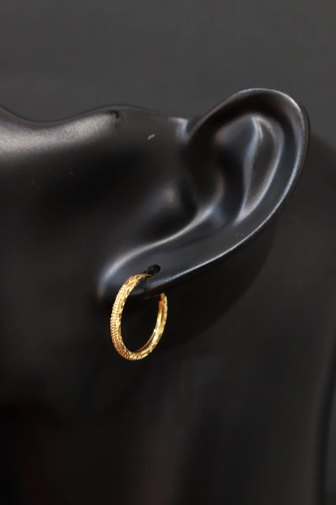 22k Gold Earring
