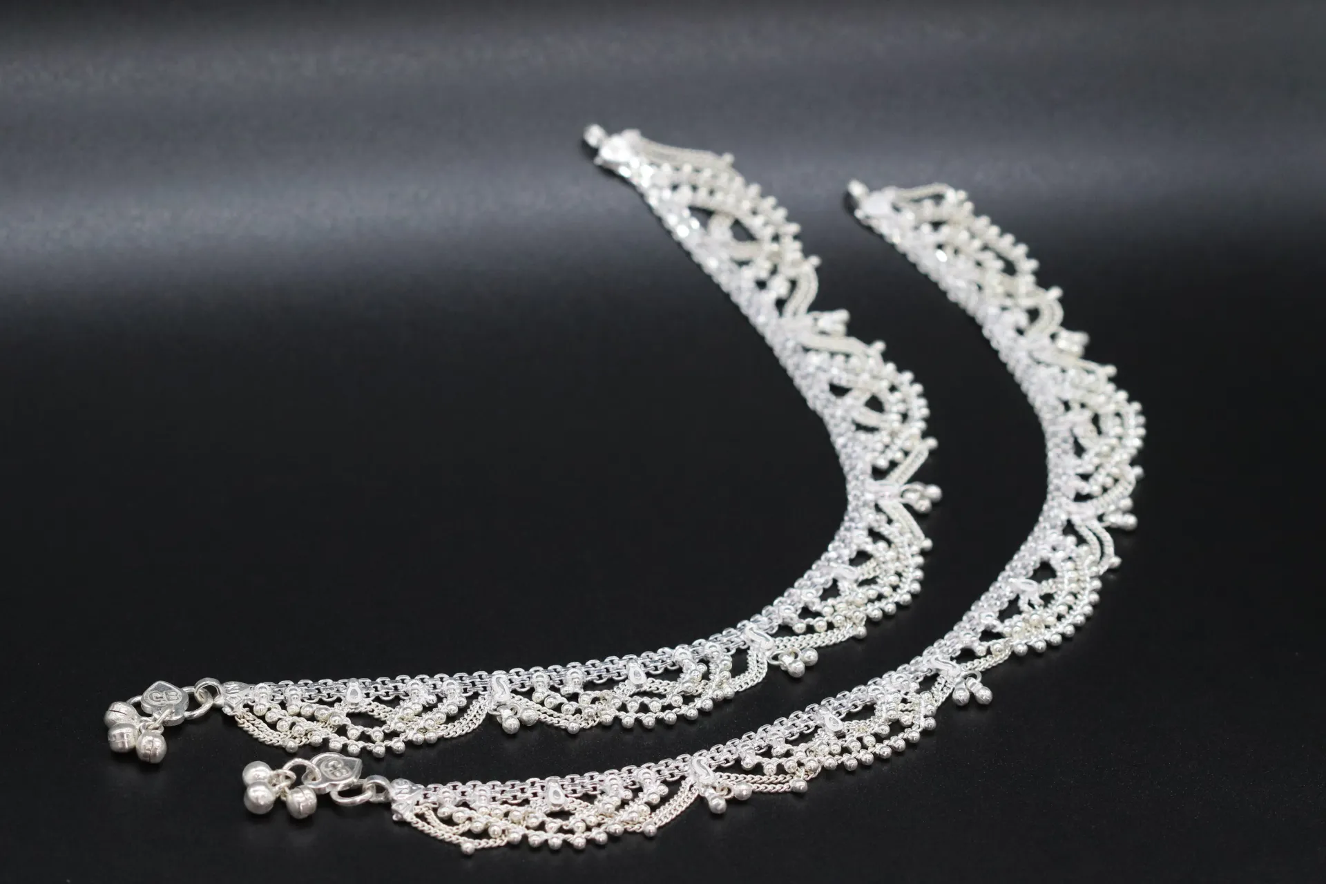 Silver Pauju Adult
